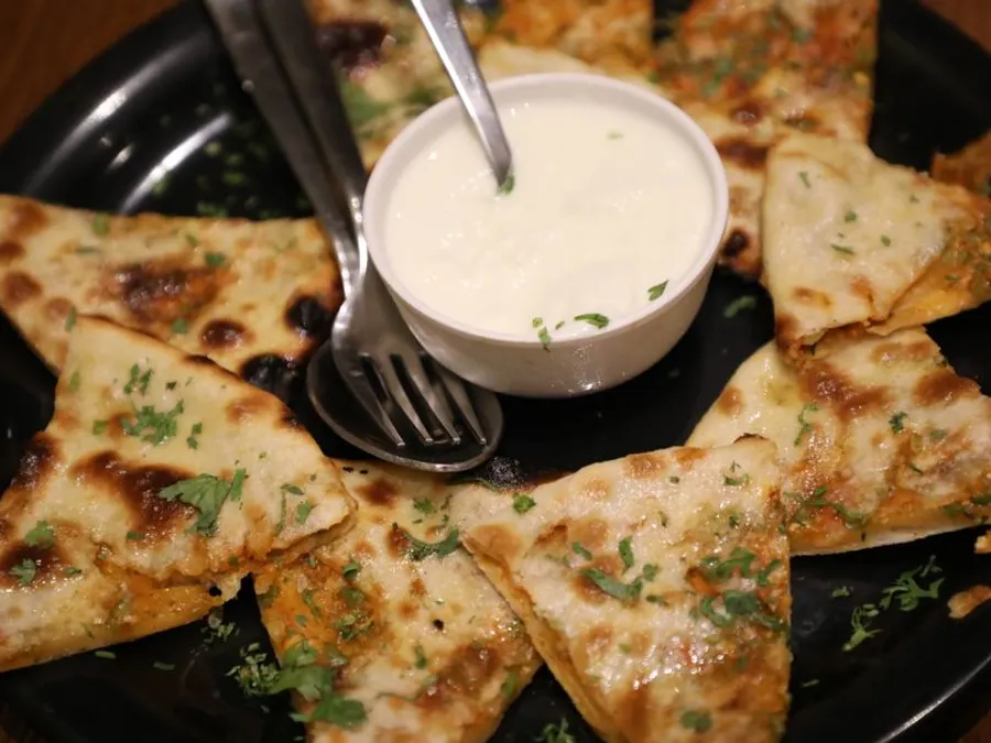 Cheese Naan