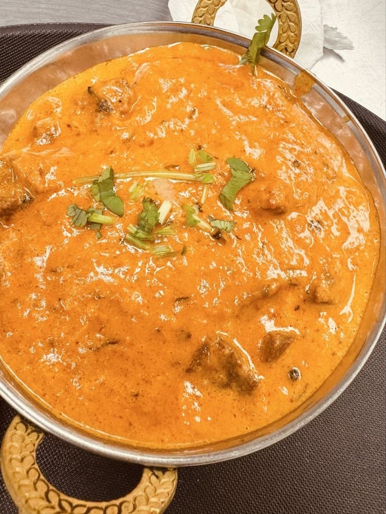 Chicken karahi curry at Shyan's Kitchen